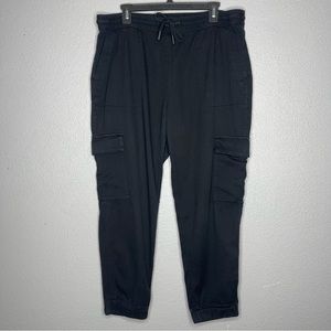 Banana Republic Black Cargo pants- L